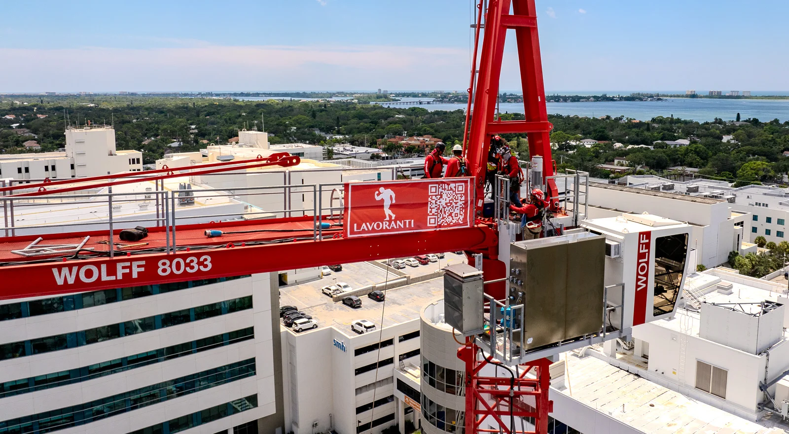 Crane Erection at the Sarasota Memorial Hospital Cancer Pavilion